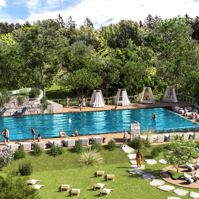 Neu ab 2026 im Gartenhotel Moser Pool mit Menschen und Liegestühlen in grüner Parklandschaft umgeben von Bäumen